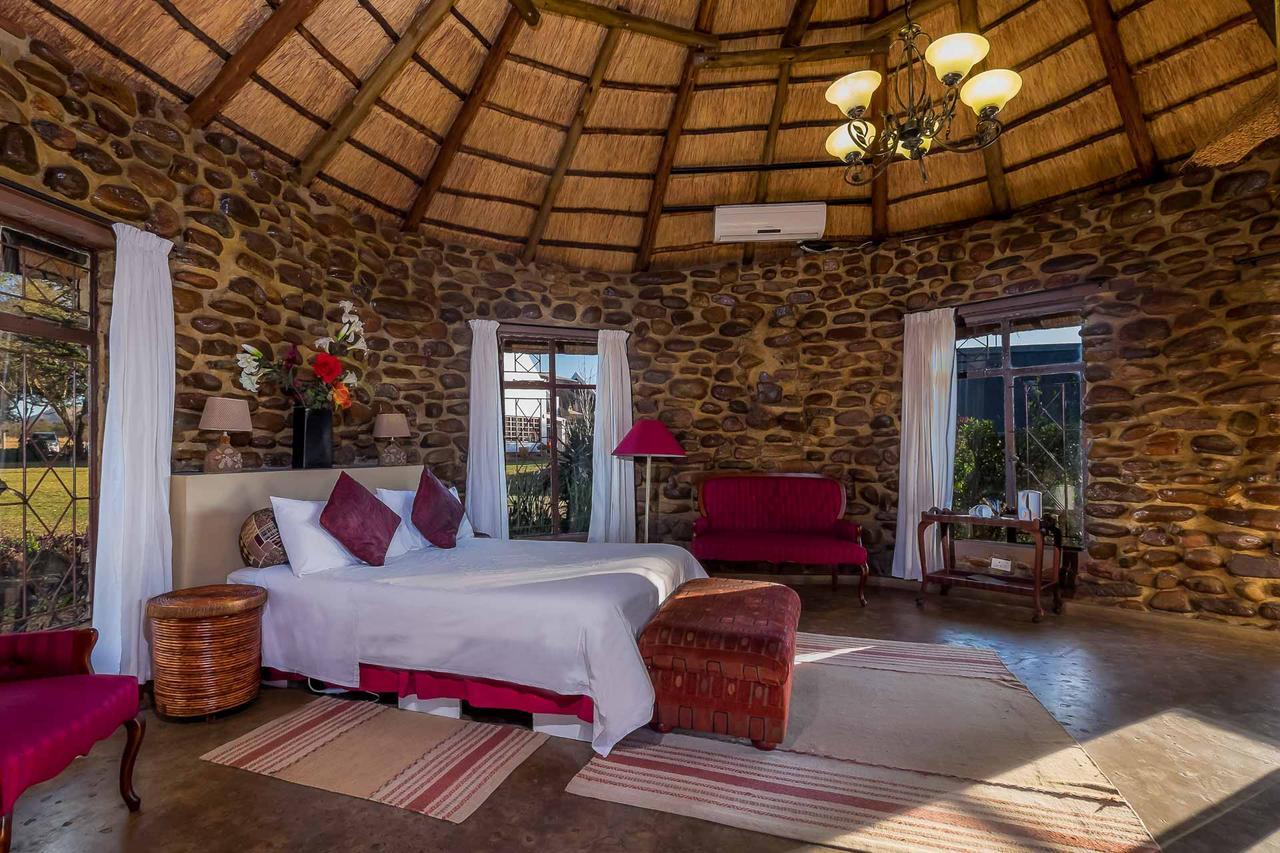 Mokoya Lodge Hekpoort Exterior photo